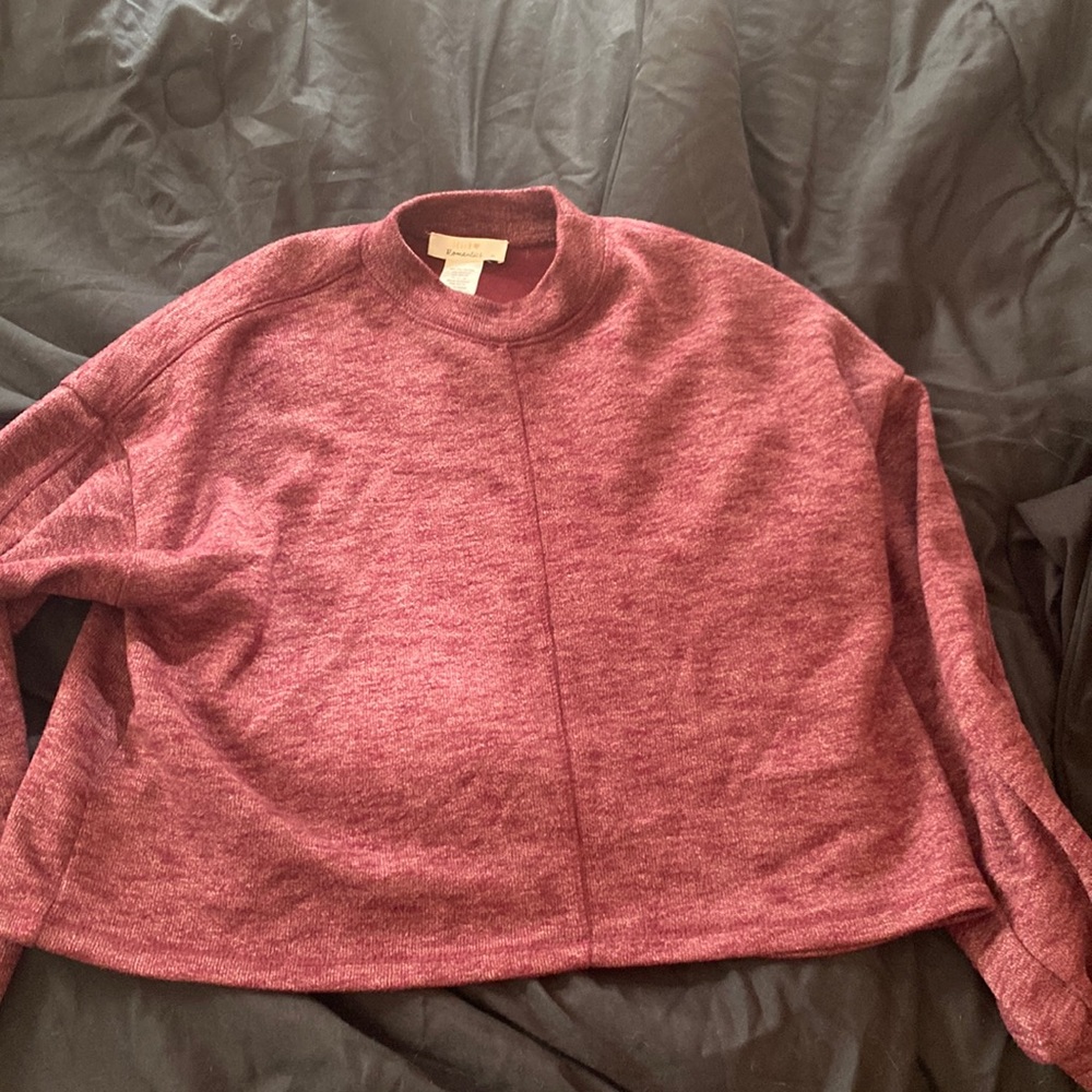 Maroon cropped sweater